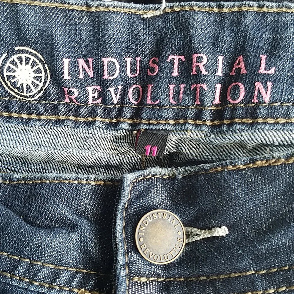 Jeans - Picture 1 of 8